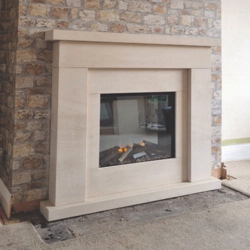 i560 electric fire & Beckford Limestone surround